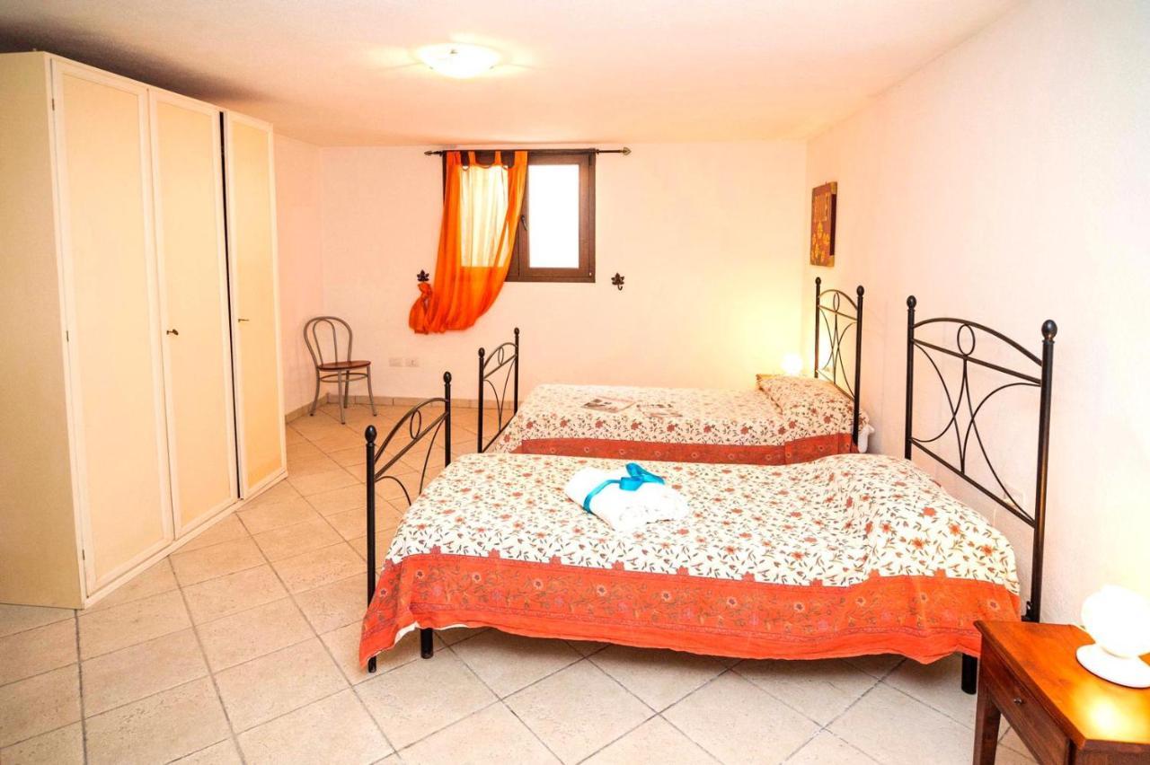 Residence Lu Soli Budoni Affitti Buitenkant foto