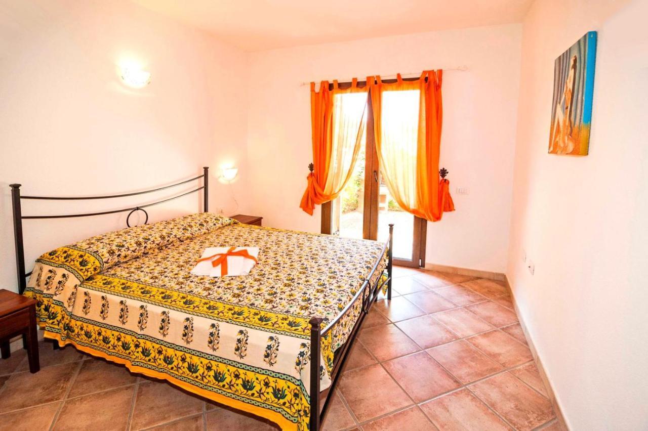 Residence Lu Soli Budoni Affitti Buitenkant foto
