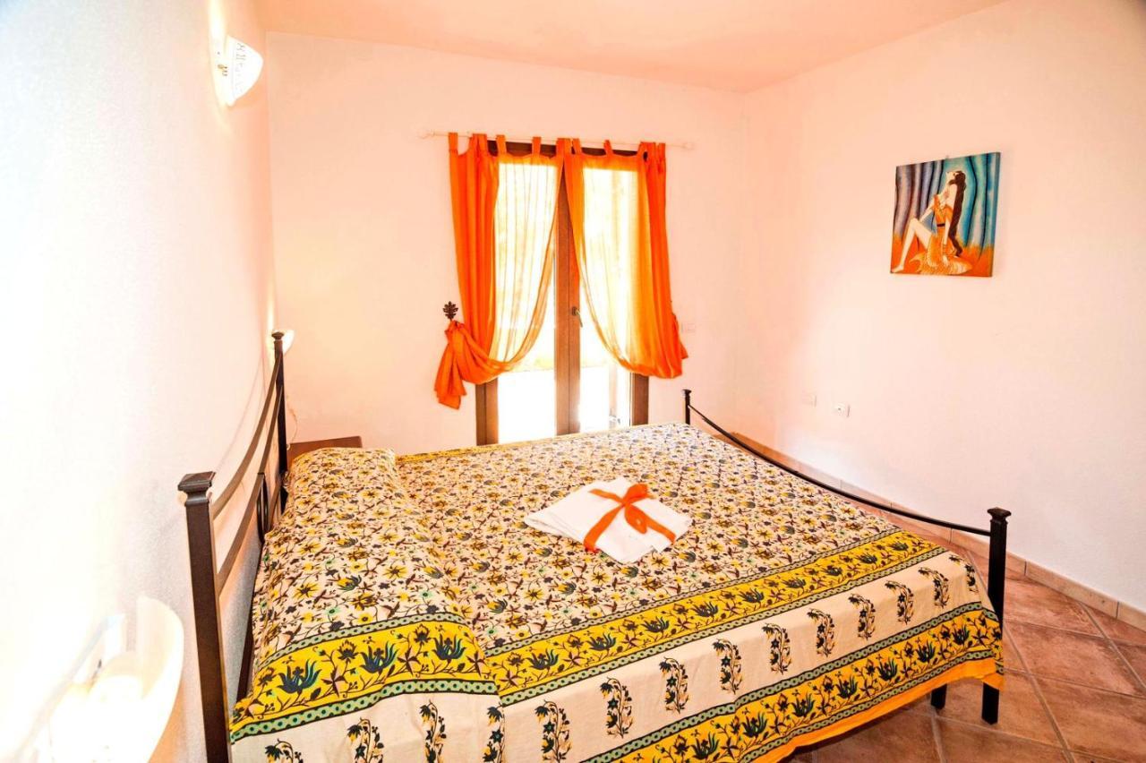 Residence Lu Soli Budoni Affitti Buitenkant foto